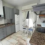 Casa Con Alma # Junto A Estacion De Trenes Y Muy Cerca Del Centro * Κόρδοβα
