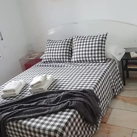 Casa Con Alma # Junto A Estacion De Trenes Y Muy Cerca Del Centro